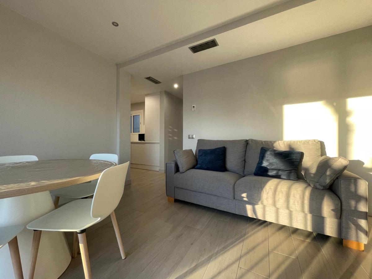 Apartaments Voramar Roses Bagian luar foto