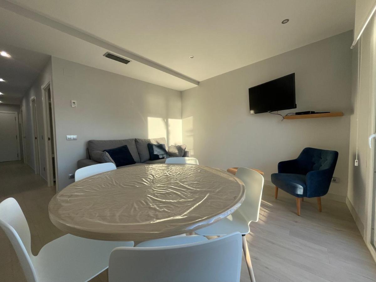 Apartaments Voramar Roses Bagian luar foto